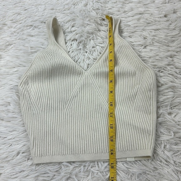 Lululemon Ribbed Knit Cropped Tank Top Lemon Sorbet - Picture 3 of 4